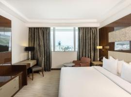 Radisson Blu Hotel & Convention Center, Tunis, hotel con estacionamiento en T&uacute;nez