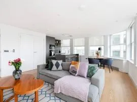 Perfect One Bed in Green Park Station