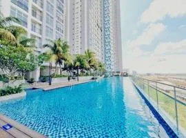 Fun-Filled Condo Midas Seri Alam