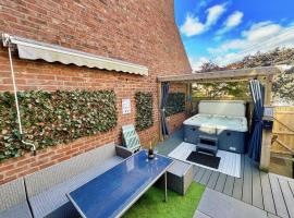 Hot Tub, Free Parking, Near Shops & Restaurants, Location 1m to City, ξενοδοχείο σε Jesmond