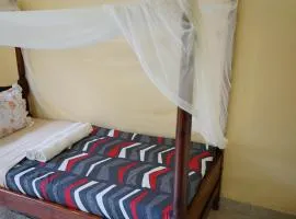 Orucuba Gardens & Campsite