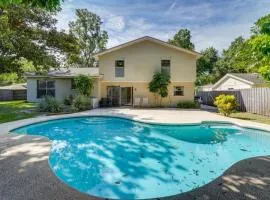 Pool Spacious central home 7Mile to Beach