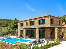 The Mavrolitharo Residence, hotel con pileta en Akti Salonikiou