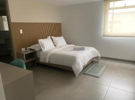 Hotel las Olas Yumbo, hotel in Yumbo