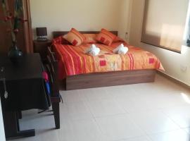 Dream Valley حلم الوادي, hotel in Sirjbāl