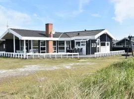 Four-Bedroom Holiday Home In Hvide Sande
