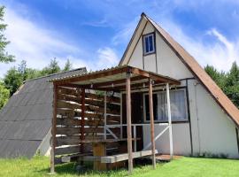 Espacio Las Vegas saltos del laja, hotel com banheiras de hidromassagem em El Manzano