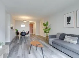 Perfect 2BR Apartment on 10th Floor