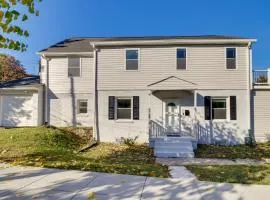 5 Mi to National Mall DC Home with Pool Table