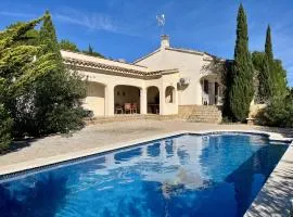 Villa Aurora hasta 10 personas piscina AC wifi