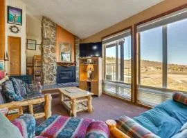 Walk to Ski Lift and Hiking Granby Ranch Condo!