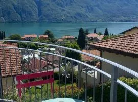 Bellagio Lake Flat - Lake view & balcony, near the center
