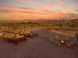 Total Serenity Cowboy Pool Fire Pit Views