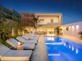 Hypnosis Beachside Villa with Private Heated Pool