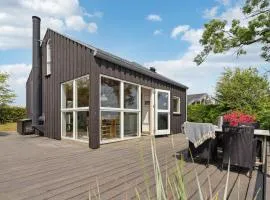 Nice Home In Skårup Fyn With Wifi
