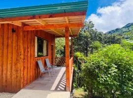 El Toucanet Lodge & Restaurante、Copeyのシャレー