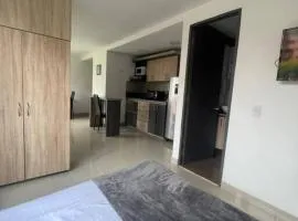 Lindo apartamento poblado 111