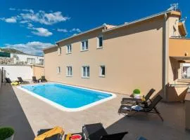 Apartments Lux 1