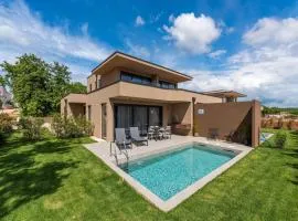 Apartment in Croatia near the Sea with Pool