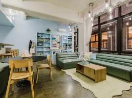 VAQUAY Brightside Basement In Melbourne CBD