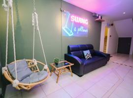 Swing & Pillows - Penang Road, Georgetown Penang，位于乔治市的酒店
