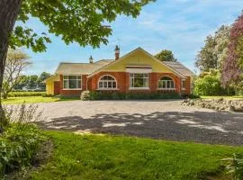 Springfields Homestead - Rapaura Holiday Home
