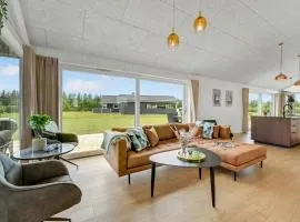 4 Bedroom Beautiful Home In Hemmet