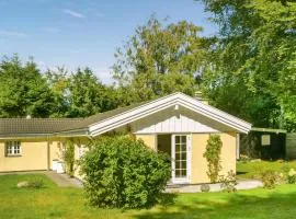 Two-Bedroom Holiday Home In Gilleleje