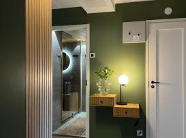 Luksuslukaali, hotel familiar en Lahti