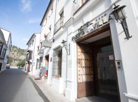 Puerta de la Villa, hotel v destinaci Grazalema