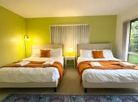 Large warm 4BRM family recharge in Halswell - Netflix, Massage chair