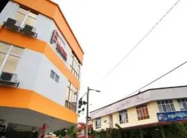 Sg Pelek Hotel