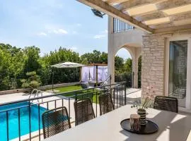 Villa Riviera