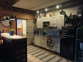 Loft by the lake asunto omakotitalon alakerrassa