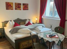 Pension Marillenhof، فندق في ميلك