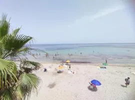 maremura , spiagge e isole a due passi