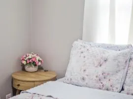 Bo Urban Farm House.