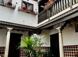 Casa Benalua, Siglo XVI、グラナダのホテル