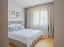 Apartman Noovi - With private parking