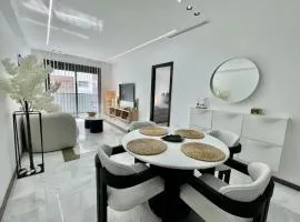The White Cristal - 2 BR with Balcony