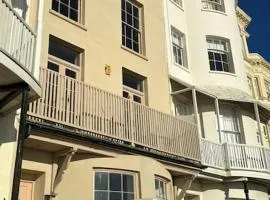 Georgian Townhouse on the beach