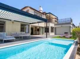 Luxury 5 Bedroom Villa with Heated Pool and Inverter in Blouberg
