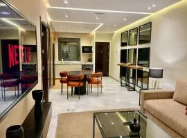 Warm Tones Apartment - 1 BR by the Beach