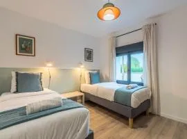 Maison 3 chambres avec jardin & parking, prox tram