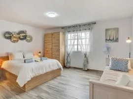 Casa Vistamar comfy 4bd few steps to the ocean