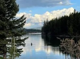 Coeur d Alene Riverstone Retreat