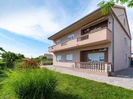 MY DALMATIA - Sea view apartment Nika with private parking