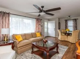 Stylish & Cozy 2br Home Great Location & Comfort
