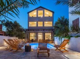 MY DALMATIA - Seaside villa Marin with private heated pool