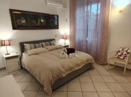 Appartament Piramide Cestia, hotel in Rome